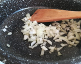 Foto del paso 1 de la receta: Fabas con langostinos