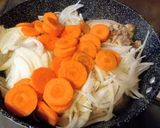 Foto del paso 3 de la receta: Pollo al jugo