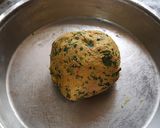 A picture of step 5 of Mixed flour n mix leafy green vegetables thepla.