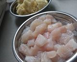 Foto del paso 1 de la receta: Ceviche de pescado con calamar frito