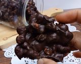 Foto langkah ke 4 dari resep Ampyang Coklat Kacang.