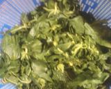 Foto langkah ke 1 dari resep Gulai Daun Singkong Enak.
