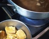 A picture of step 2 of Jaggery Imli Ki Chutney.