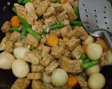 Foto langkah ke 4 dari resep Cah Telur Puyuh Tempe.
