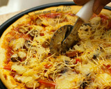 Foto langkah ke 6 dari resep Pizza enak & mudah (no knead dough).