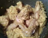 Foto langkah ke 3 dari resep Ayam goreng serundeng.