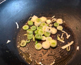 Foto del paso 1 de la receta: Fideos Udon al ajo y jengibre