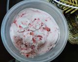 A picture of step 3 of Strawberry ice cream.