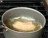 Foto langkah ke 2 dari resep Pork belly deep fried (SAMCAN) non halal.