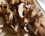 A picture of step 1 of Shiitake Mushroom Curry.