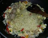 Foto langkah ke 6 dari resep Indomie Rebus Tek Tek Super Joss.