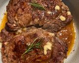 Foto del paso 4 de la receta: Ribeye a la mantequilla 🧈