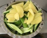 ટીંડોળા બટાકાનું શાક (Tindora Bataka Shak Recipe In Gujarati) રેસીપી સ્ટેપ1ફોટો