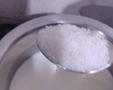 A picture of step 7 of Panna Cotta.