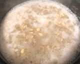 A picture of step 2 of Apple Raisin Oatmeal.