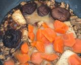 Foto langkah ke 3 dari resep Tofu-mushroom stir fry.