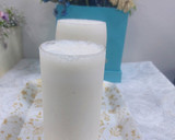 A picture of step 3 of Dates banana shake.