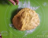 Foto langkah ke 2 dari resep Donat labu kuning.