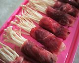 Foto langkah ke 1 dari resep Enoki Beef Roll Cajun Seasoning.