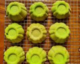 Foto langkah ke 7 dari resep Kek Lava Klepon.