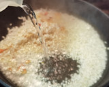 Foto del paso 1 de la receta: Arroz con Espárragos trigueros y pimiento verde