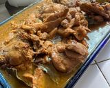 A picture of step 5 of Chicken Adobo.