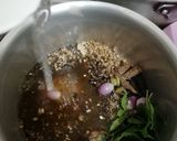 A picture of step 3 of Chukku kappi (Herbal coffee).
