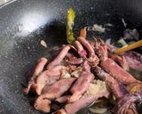 Foto langkah ke 3 dari resep Tumis cumi asin Pete pedas.