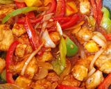 A picture of step 5 of Sweet and sour Chineese chicken noodles.