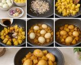 Foto langkah ke 1 dari resep Semur Kentang Telur Polos Simpel.