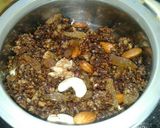 A picture of step 4 of Dried Fruit Halwa.