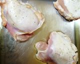 Foto del paso 2 de la receta Contramuslos en salsa de miel al horno