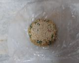 A picture of step 2 of Bajra Methi Talipeeth.