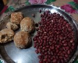 গুড় বাদামের চিক্কি (Gur badamer chikki recipe in Bengali) রেসিপির ধাপ 1 ছবি
