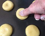 Foto del paso 5 de la receta: Pepas sabor naranja con dulce de batata/ membrillo bañadas