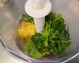 Une image de l'étape 4 de Sauce salade au melfor, érable, persil et moutarde aux épices.