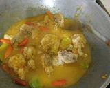Foto langkah ke 9 dari resep Ayam Kuah Kuning Pedas.