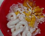 A picture of step 3 of ColeSlaw Sandwich.