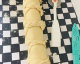 Foto del paso 3 de la receta: Rosca de Pan con Queso, Tocino, Salchichas!