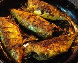 बांगडा फ्राय (bangda fry recipe in marathi) रेसिपी स्टेप 2 फोटो 