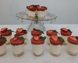 Foto del paso 6 de la receta: SHOTS DE CHEESECAKE DE FRUTILLAS 🍓