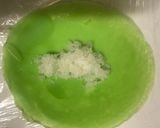 Foto langkah ke 5 dari resep Dadar gulung kelapa putih.