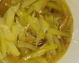 Foto langkah ke 4 dari resep Sayur Bening Pepaya Muda Teri.