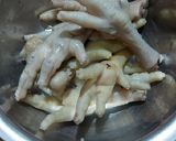 Foto langkah ke 1 dari resep Dimsum Ceker Ayam.