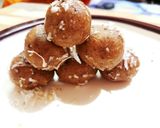 A picture of step 3 of Choorma ladoo.
