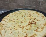 A picture of step 4 of Paper aloo paratha.