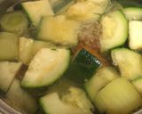 Foto del paso 1 de la receta: Crema de calabacín con camembert y chia