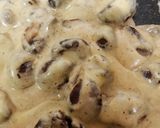 A picture of step 7 of Cheesey Garlic and peppered mushrooms ❤.