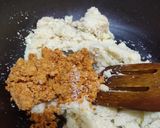 A picture of step 3 of Goan Cucumber Cake Tavsali.
