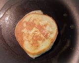 Foto langkah ke 5 dari resep Homemade Pancake.
